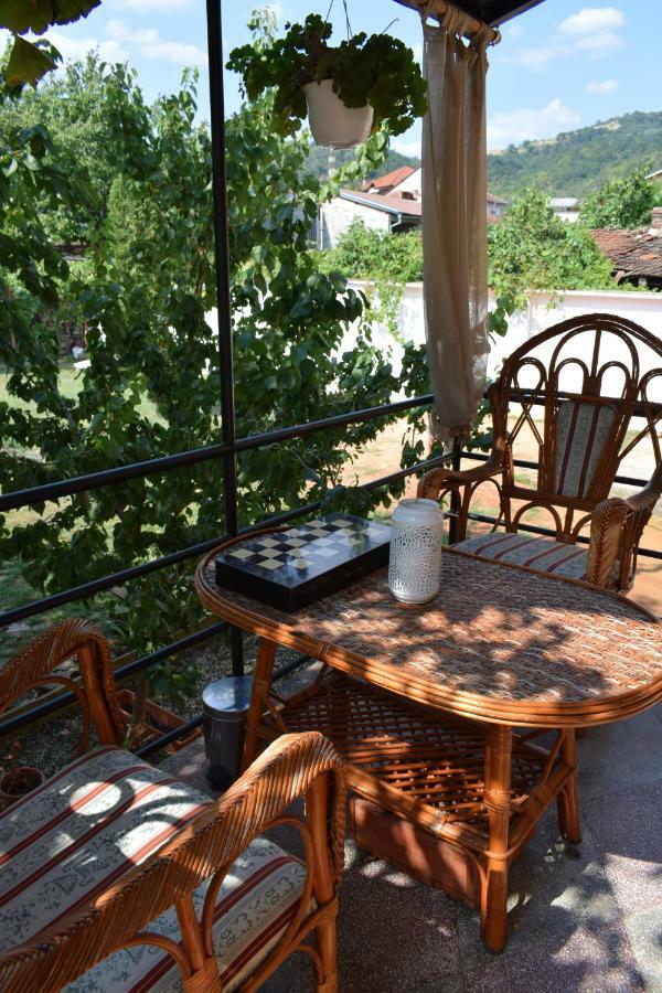 Pretty Garden Villa Orsova Luaran gambar